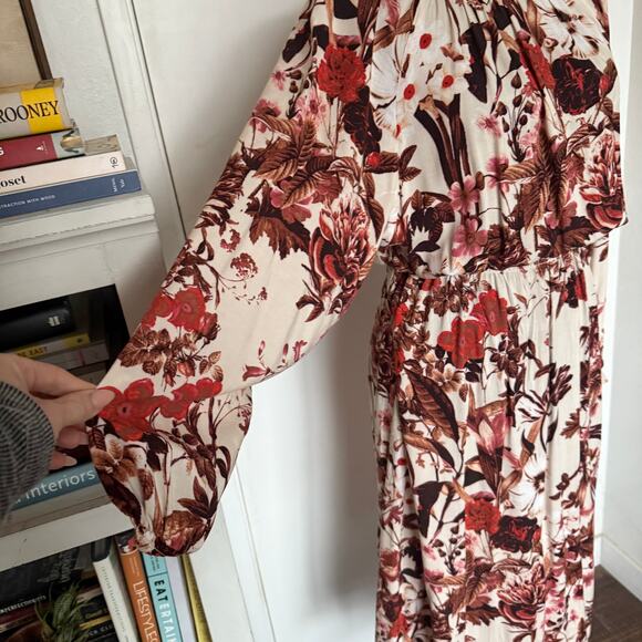 Gorgeous Cream and Maroon Floral Long Sleeve Dress - xs - Picture 2 of 5